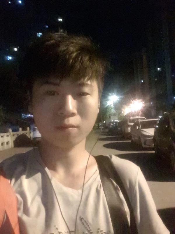 流星的瞬间的第一张照片--漳平婚介网