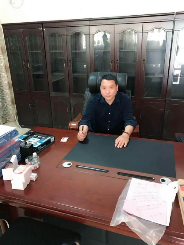 艺术家的第一张照片--漳平婚介网