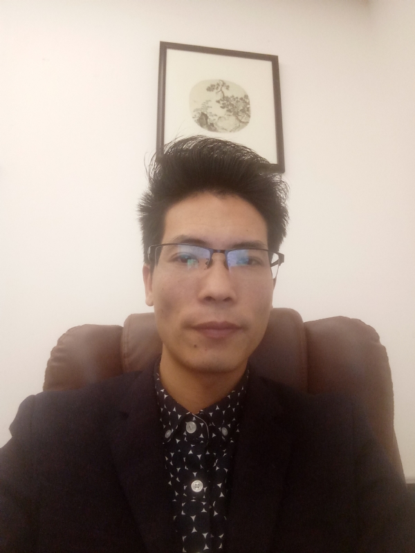 爱也要以诚相待的第一张照片--漳平婚介网