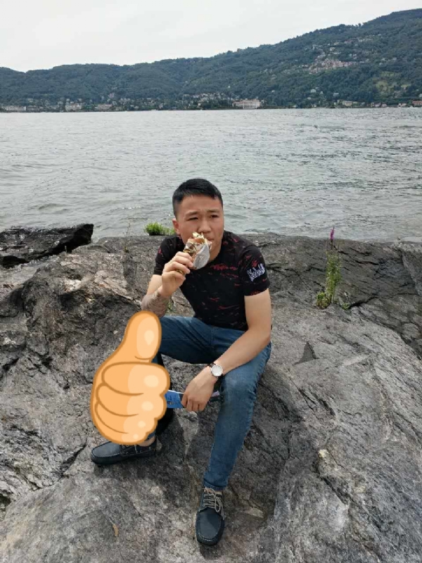 绚烂背后的平淡的第一张照片--漳平婚介网
