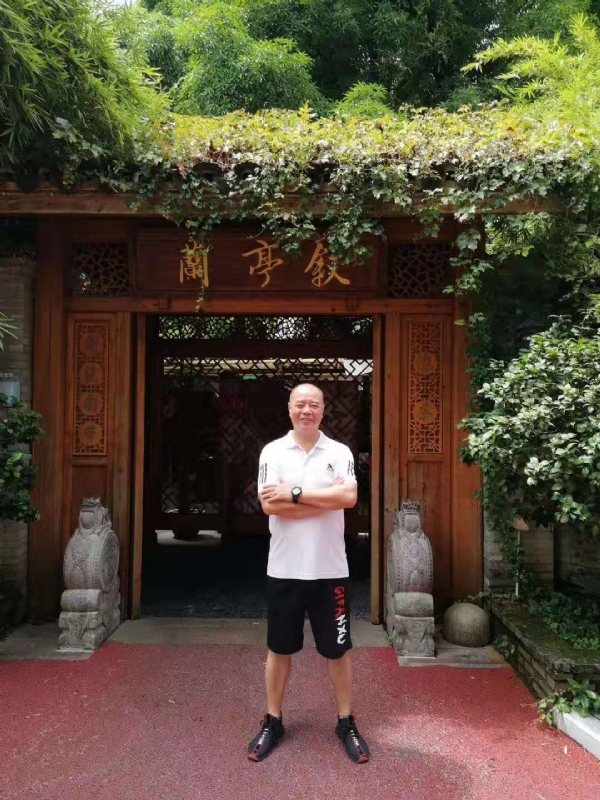 李国伟的第四张照片--漳平婚介网