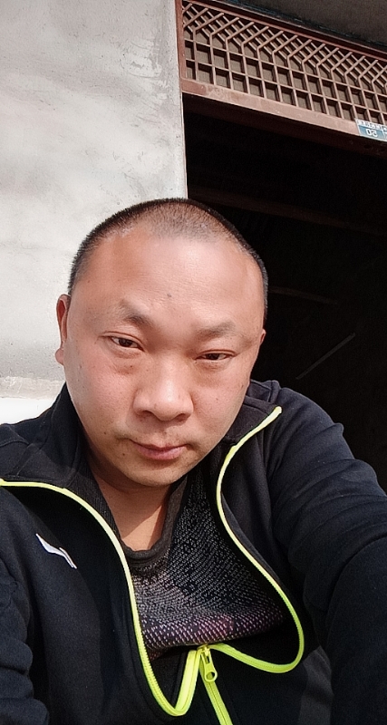 马克的第一张照片--漳平婚介网