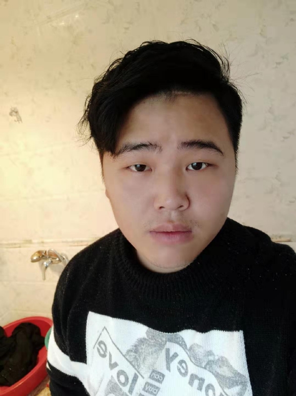 小李的第一张照片--漳平婚介网