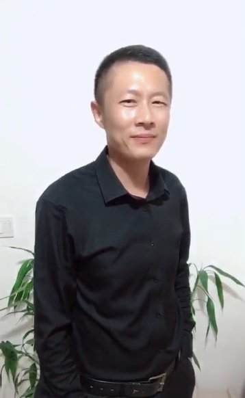 地huhi的第一张照片--漳平婚介网