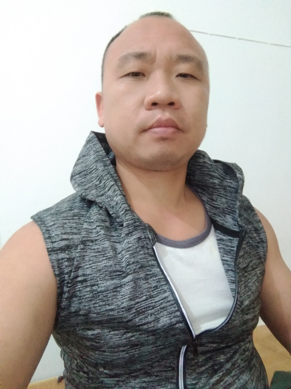 whm的第二张照片--漳平婚介网
