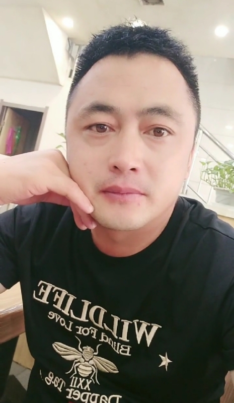 廖艾德的第一张照片--漳平婚介网