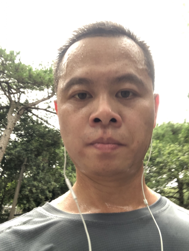 猩猩巨呃的第二张照片--漳平婚介网