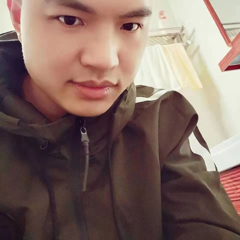 高大上的宅男的第一张照片--漳平婚介网