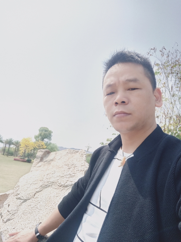 受伤的人的第一张照片--漳平婚介网