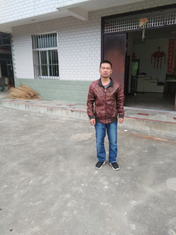 阿泉的第一张照片--漳平婚介网