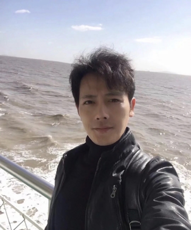疯狂的小鱼的第一张照片--漳平婚介网
