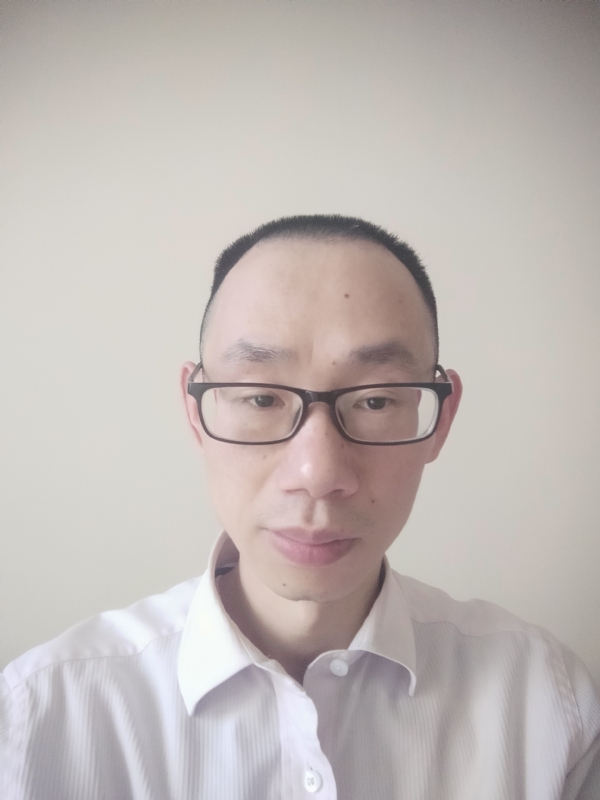 小卓的第二张照片--漳平婚介网