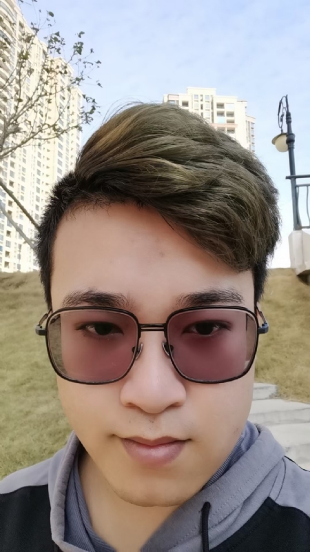 小陈的第一张照片--漳平婚介网