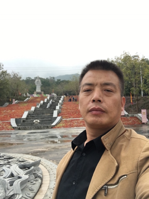 开心的松鼠的第二张照片--漳平婚介网