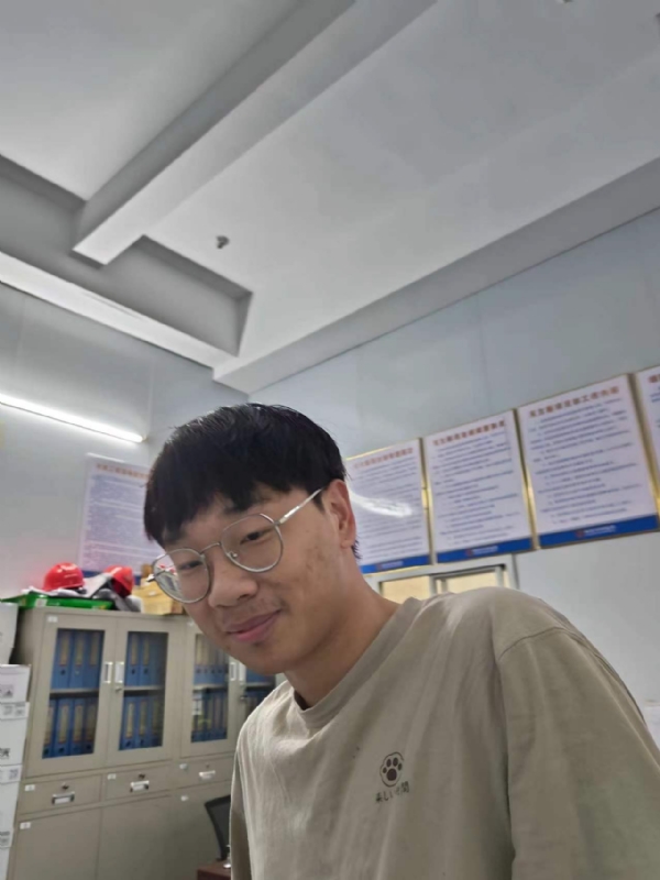 牛子弟的第一张照片--漳平婚介网