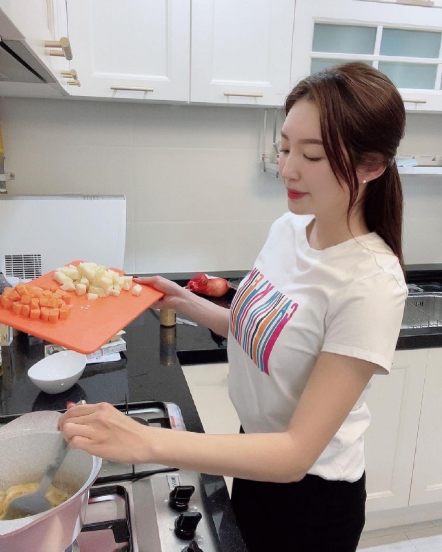 陈艾的第一张照片--漳平婚介网